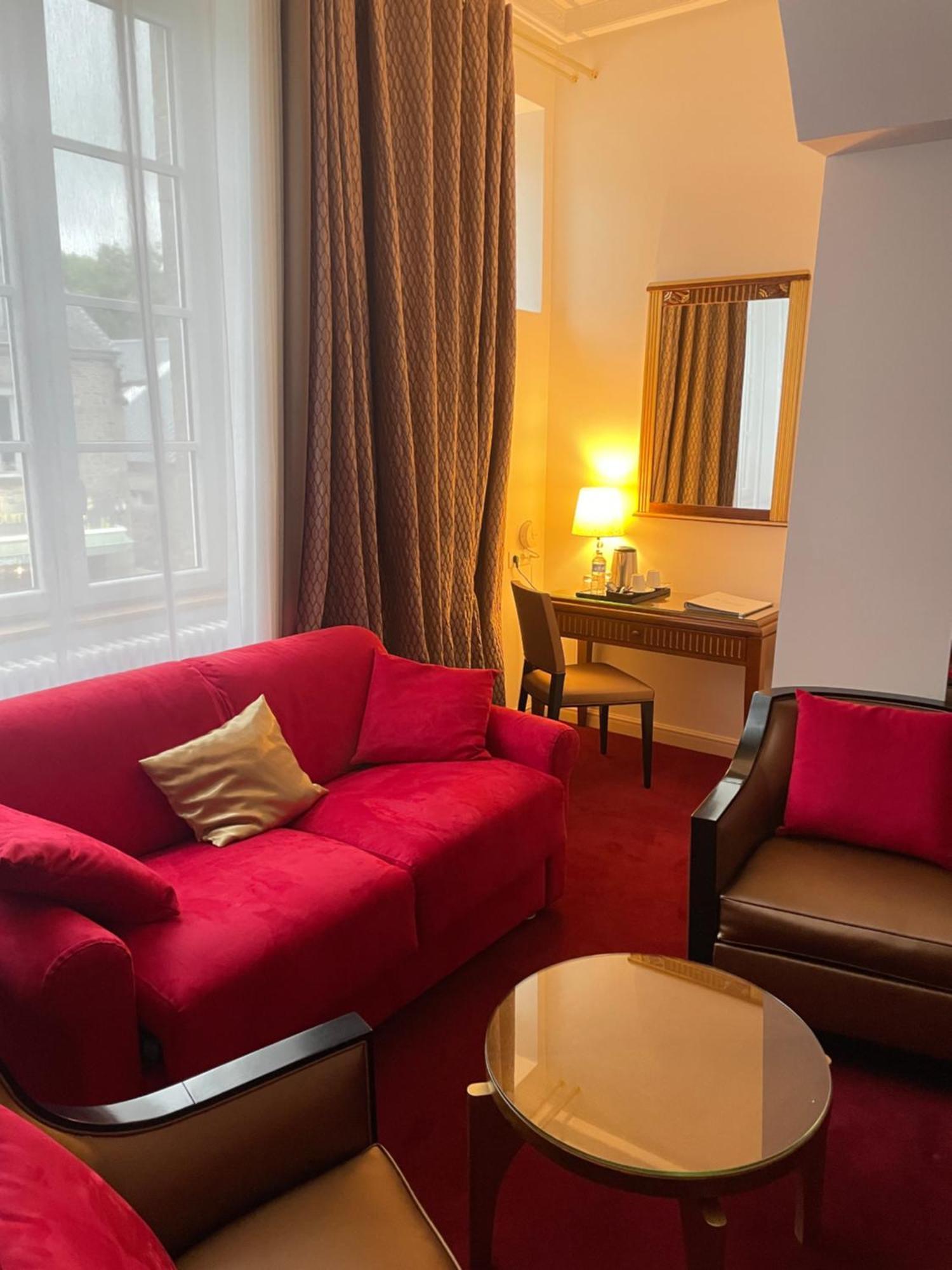 Hotel Victor Hugo Pontorson Dış mekan fotoğraf