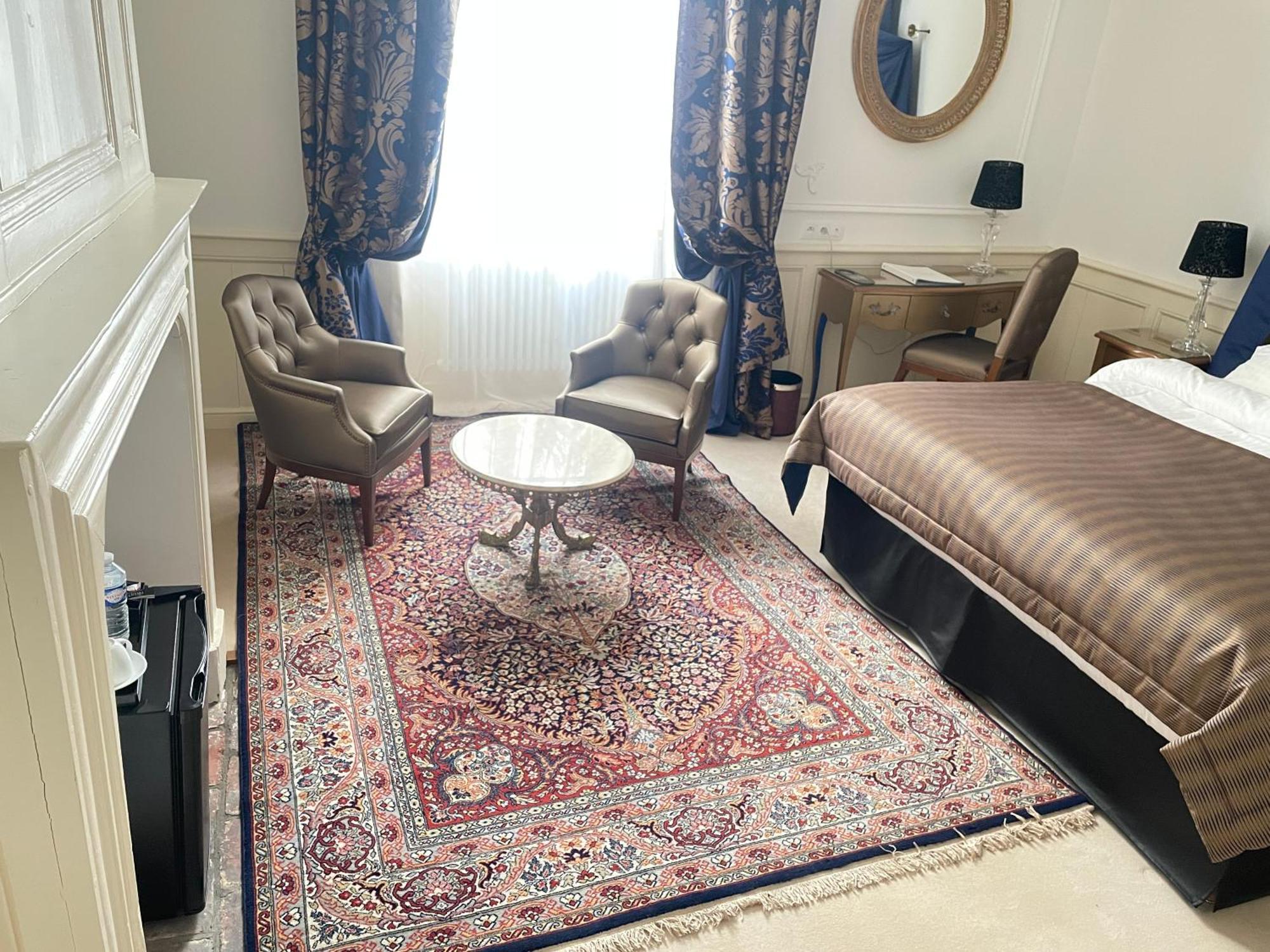 Hotel Victor Hugo Pontorson Dış mekan fotoğraf